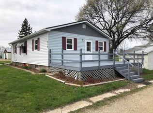 318 1st Ave SW, Lamoure, ND 58458
