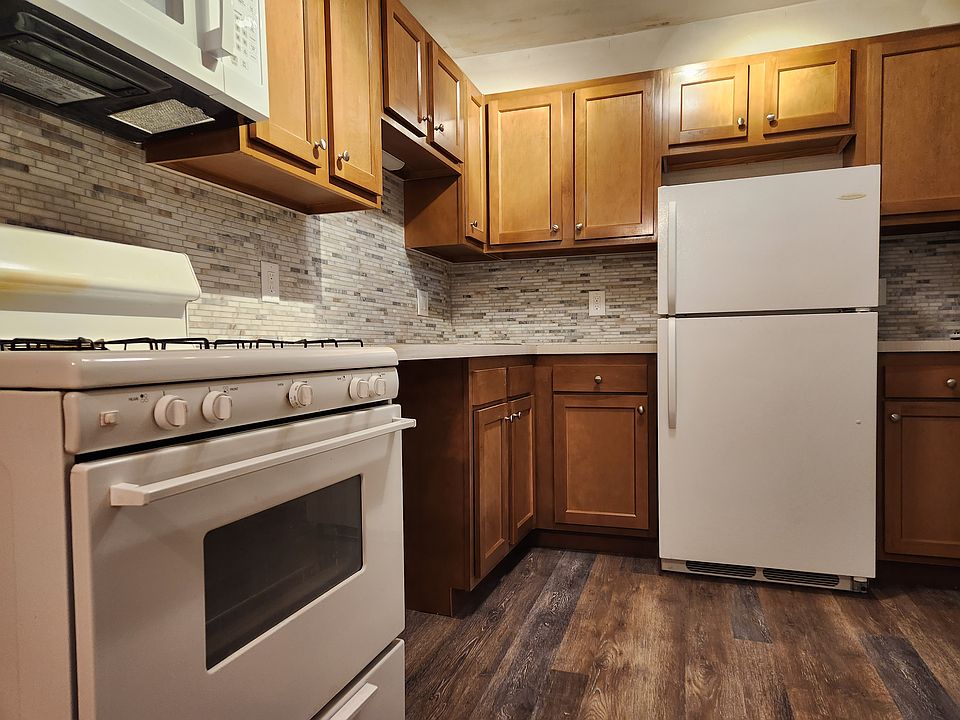 1st image of 1217 W 5th Ave #2