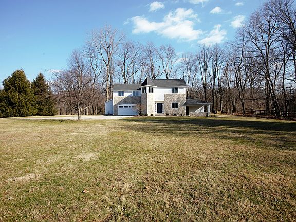 2nd image of 1000 Reynoldsburg New Albany Rd