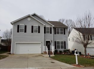 392 Ivy Park Ln, Winston Salem, NC 27104