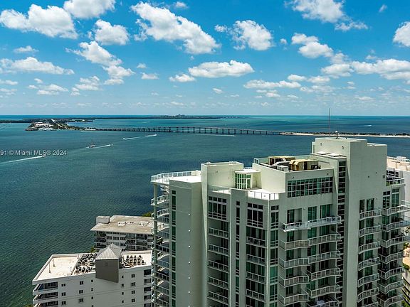4th image of 1300 Brickell Bay Dr APT 3305