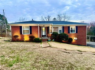147 Berry St, Camden, TN 38320
