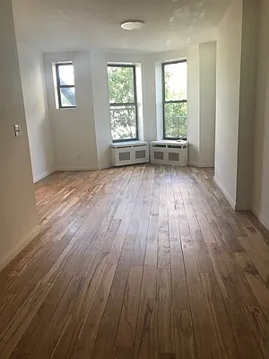 Rented by New Holland Residences | media 8