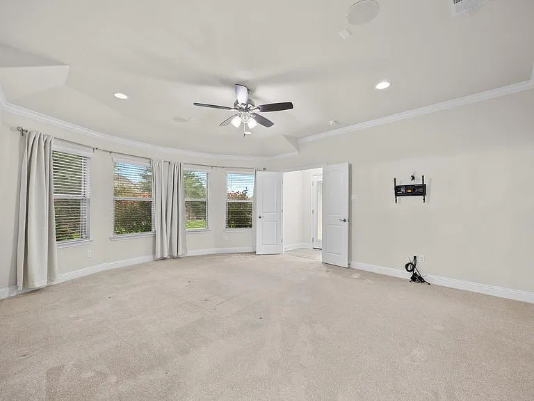 3508 De Torres Cir — Photo 18