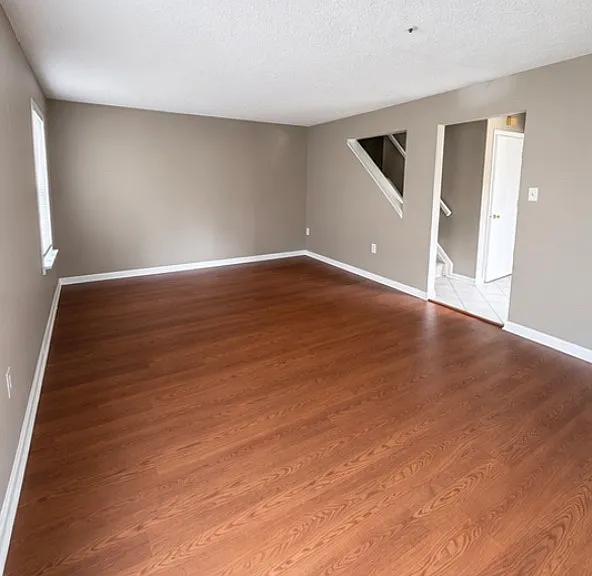 104 Azalea Ct #292 — Photo 2