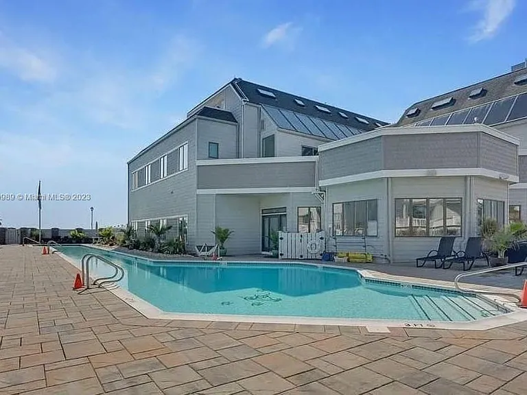 900 Ocean Ave #108 — Photo 40