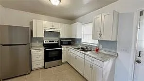 325 W Pierce St #2 — Photo 7
