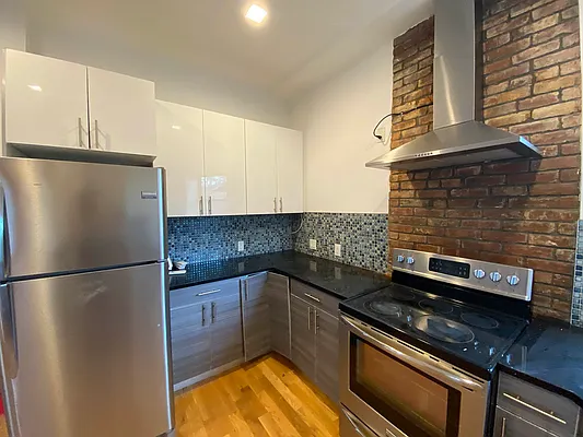 Rented by Nooklyn NYC LLC | media 3