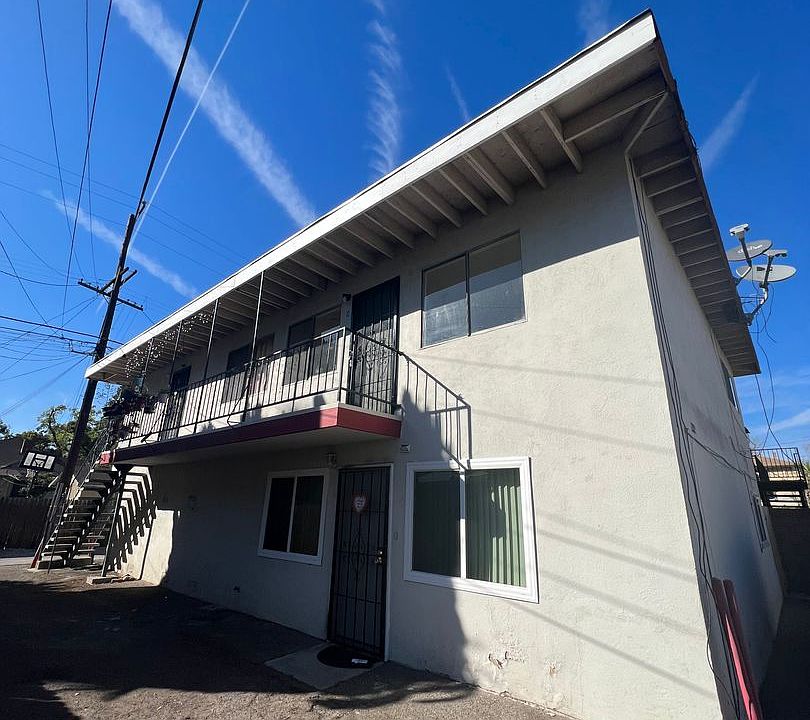 1st image of 222 1/2 S Orange Ave APT C