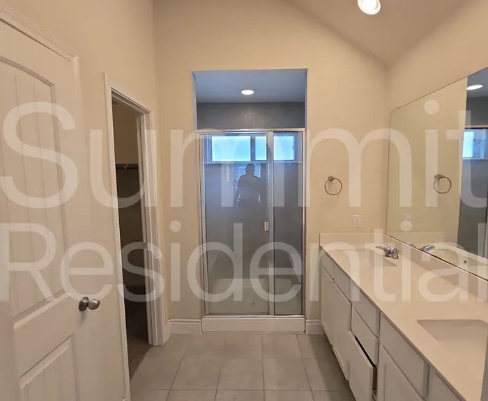 514 Silo St — Photo 13