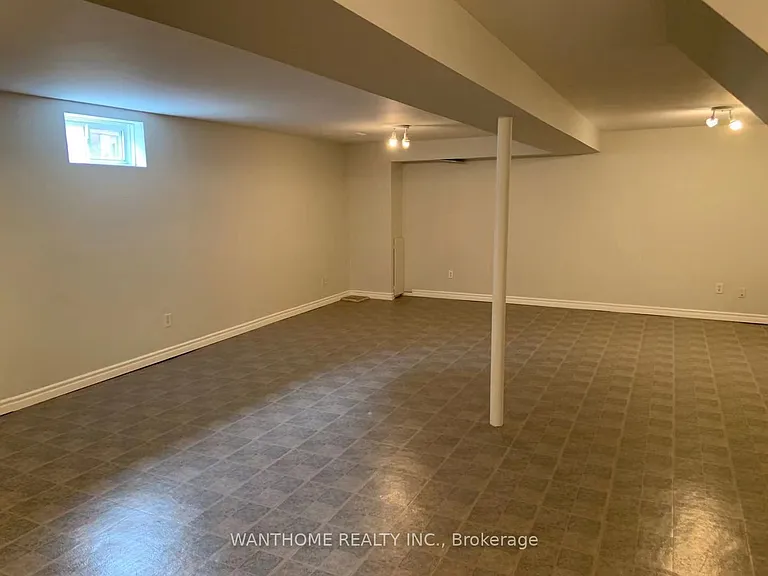 2710 Harewood Ct — Photo 15