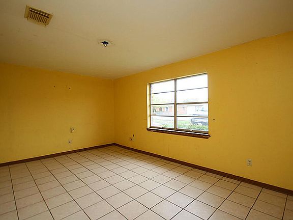 2nd image of 8838 Klondike St
