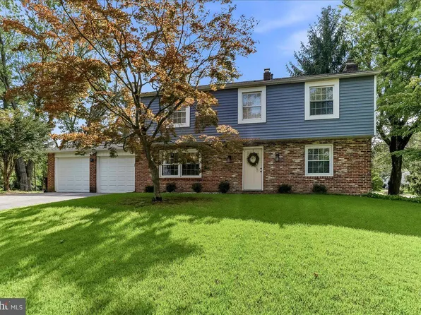 1446 Riverwood Ln, Phoenixville, PA 19460
