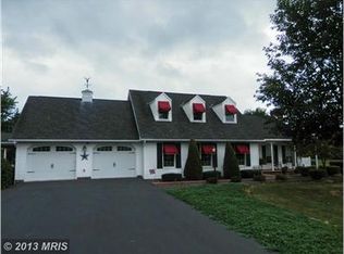 10202 Candura Dr, Waynesboro, PA 17268