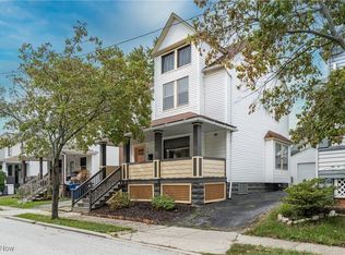 1476 Olivewood Ave, Lakewood, OH 44107