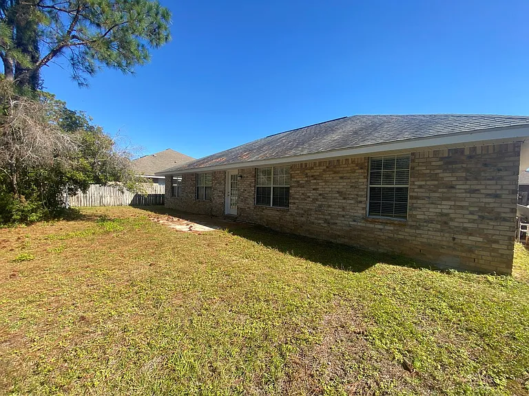 9676 Parker Lake Cir — Photo 34