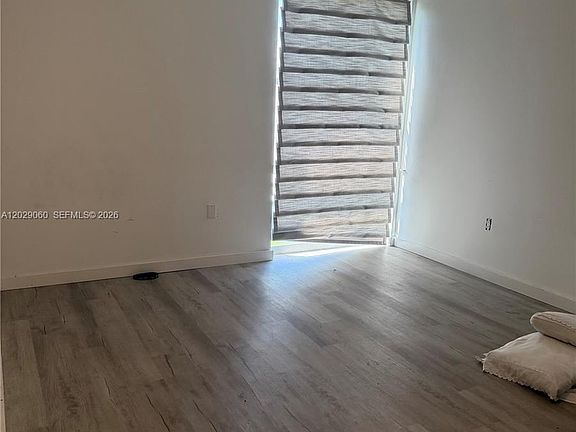 5th image of 200 177th Dr APT 419