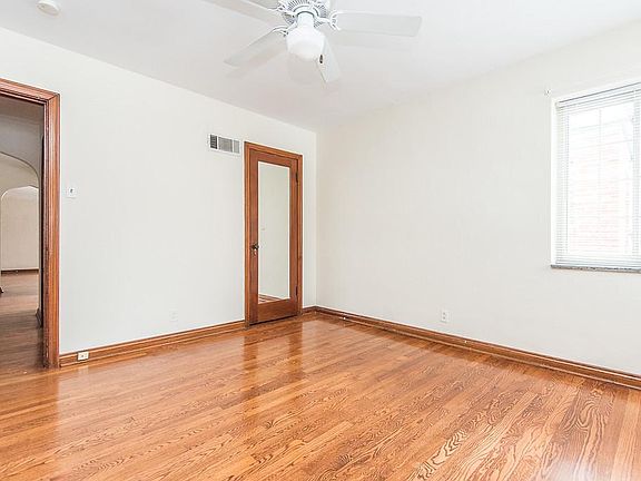 3rd image of 4977 Potomac St