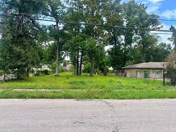 5th image of 9314 Wiloak St