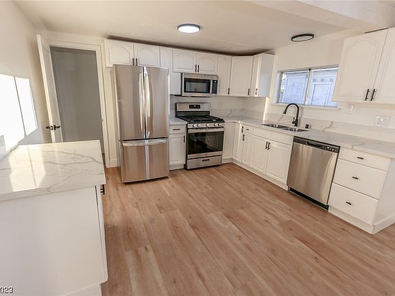 4th image of 4600 Glenndavis Dr
