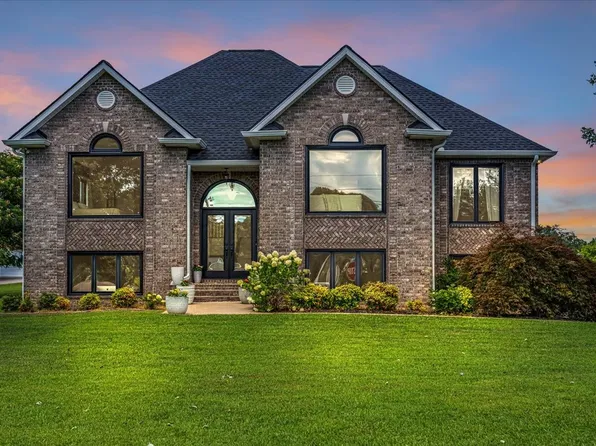 1113 Eastland Dr, Ashland City, TN 37015