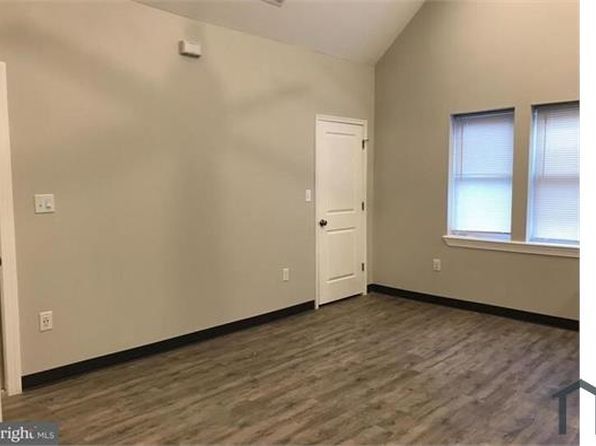 6127 Macbeth Dr Unit 2