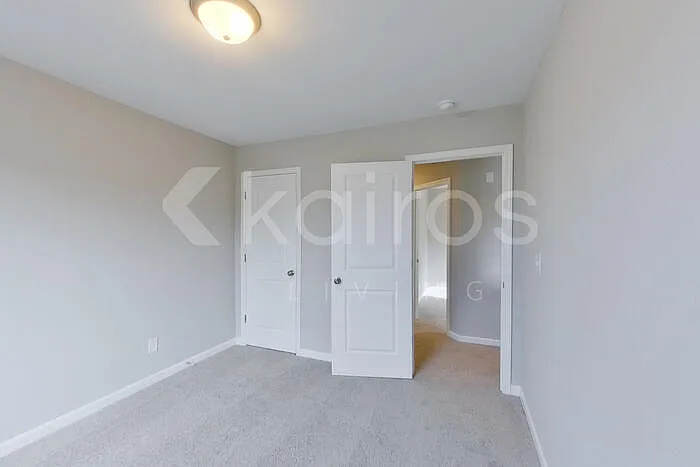 7321 Foggy River Dr — Photo 11