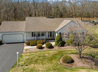 47 Blossom Ct, South Kingstown, RI 02879