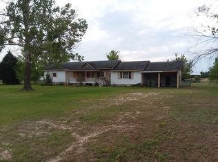 3646 McKinnon Rd, Fayetteville, NC 28312