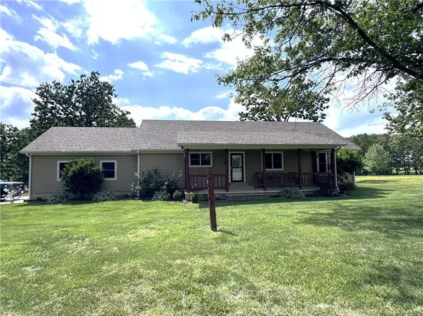 14674 Highway W Hwy, Wheatland, MO 65779