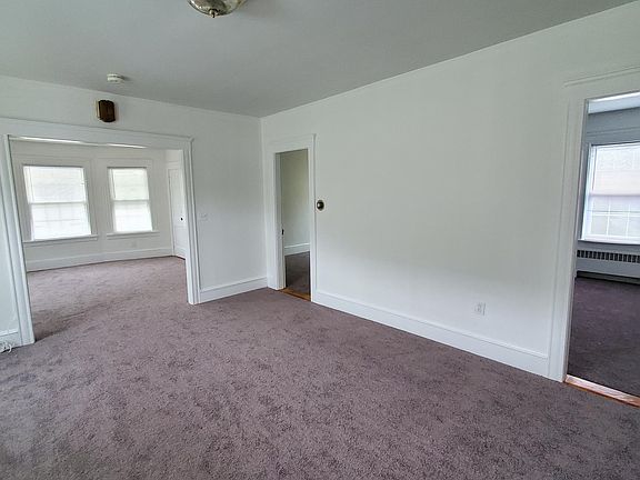 4th image of 23 Cliff St