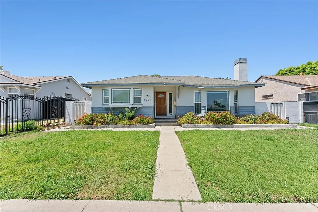 3 bed, 1502 sqft, $5,999 — Photo 1