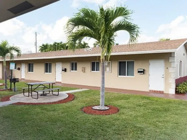 105 SE 9th Ave #1, Pompano Beach, FL 33060