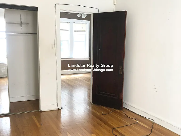 4043 N Mozart St #1E — Photo 6