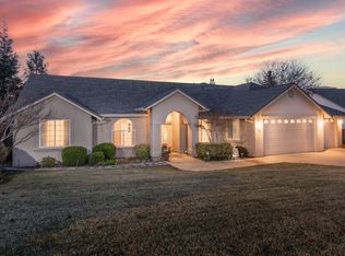 1458 Gladstone Ct, Redding, CA 96001