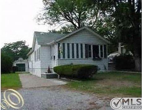 20325 Hugh St Livonia MI 48152 Zillow