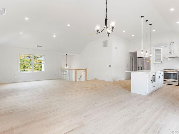 4th image of 73 Farm To Market Road