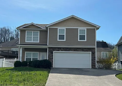 1311 Carrberry Ct Photo 1