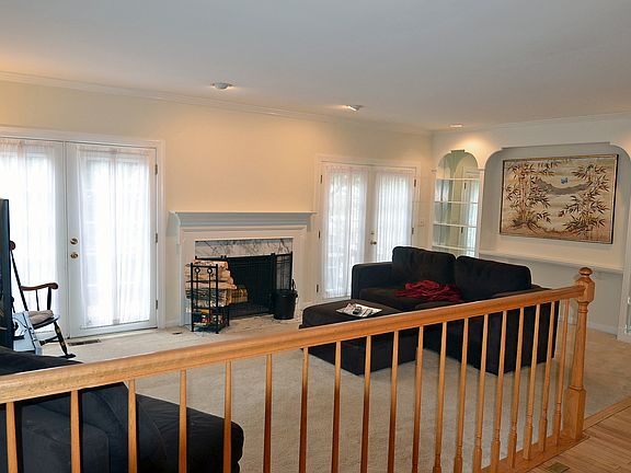 FR w/FP & Dual Atrium Doors 