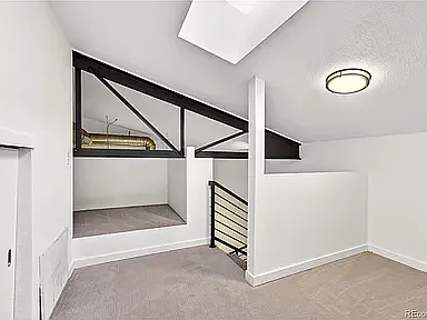 1421 Oneida St #7 — Photo 15