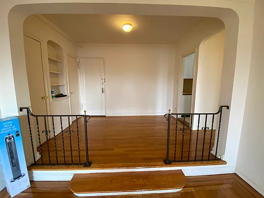 Rented by Contact Realty | media 16