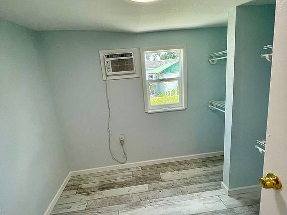2nd image of 1005 Southern Ave