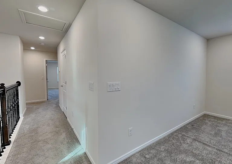 20781 Monza Loop — Photo 12