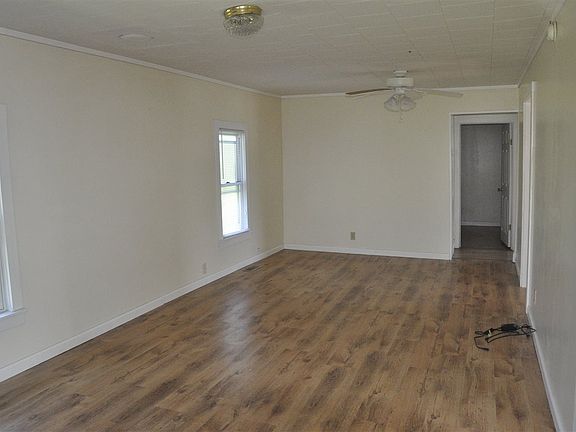 4th image of 950 Highway 25 E #32