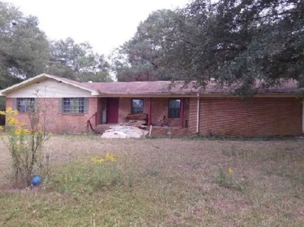 43 Loper Ln, Maplesville, AL 36750