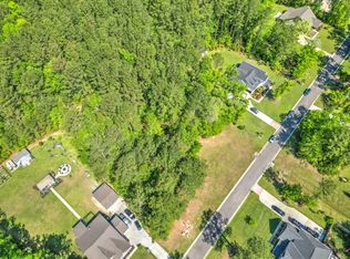 2033 Tacoma Cir, Ridgeville, SC 29472