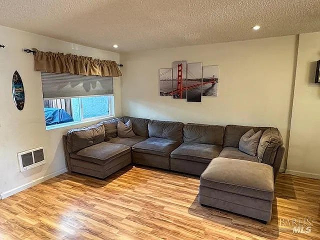 601 Racquet Club Cir — Photo 13