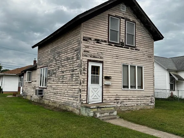 602 E Sanborn St, Winona, MN 55987