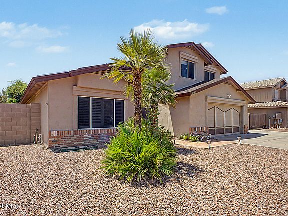 4th image of 3933 W SAGUARO PARK Lane