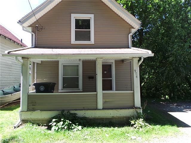 1st image of 974 Owen Ave